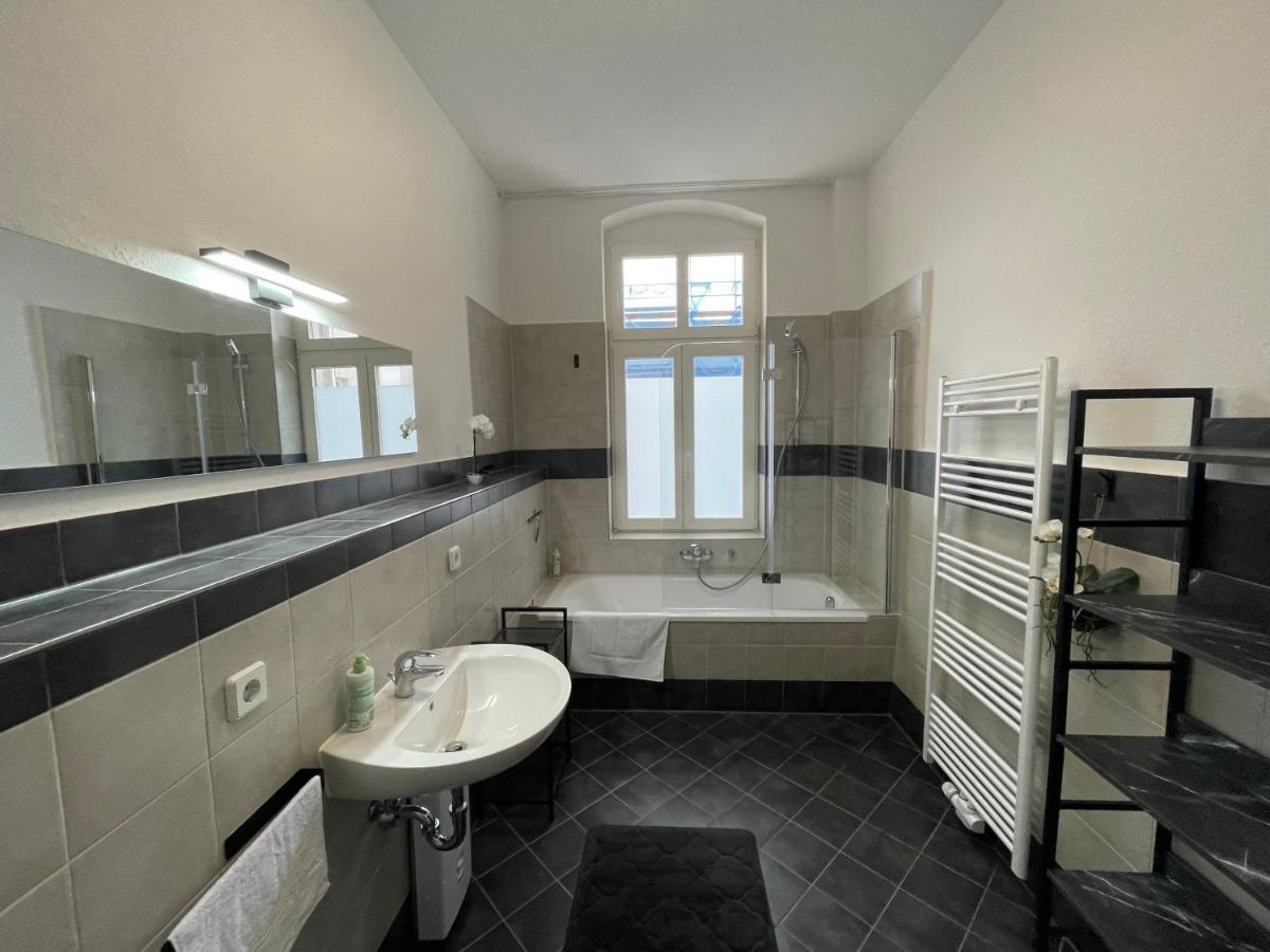 Lucky Stays Ls07 - Vollausstattung - Zentrum - Aufzug - Grosse Kueche - 2 Zimmer - Smart-Tv Магдебург Екстериор снимка